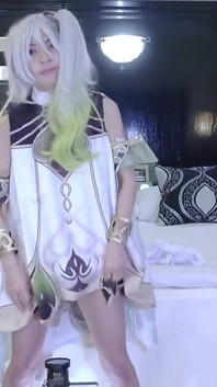 Slender Beauty’s Debut - a New Cosplayer’s First Nahida-inspired Fantasy Night