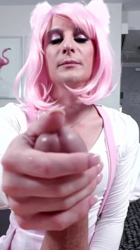 Sissy Bunny Gives Great Head
