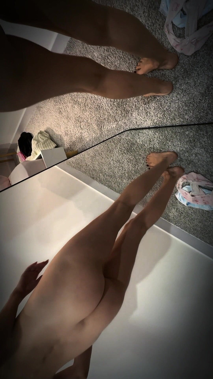 Gigi oficial: Můj velký problém s 18letou dívkou - je těžké strčit ptáka do...