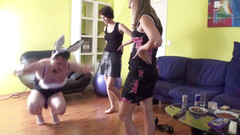 Femdom Austria: Zajíček otrok je potrestán