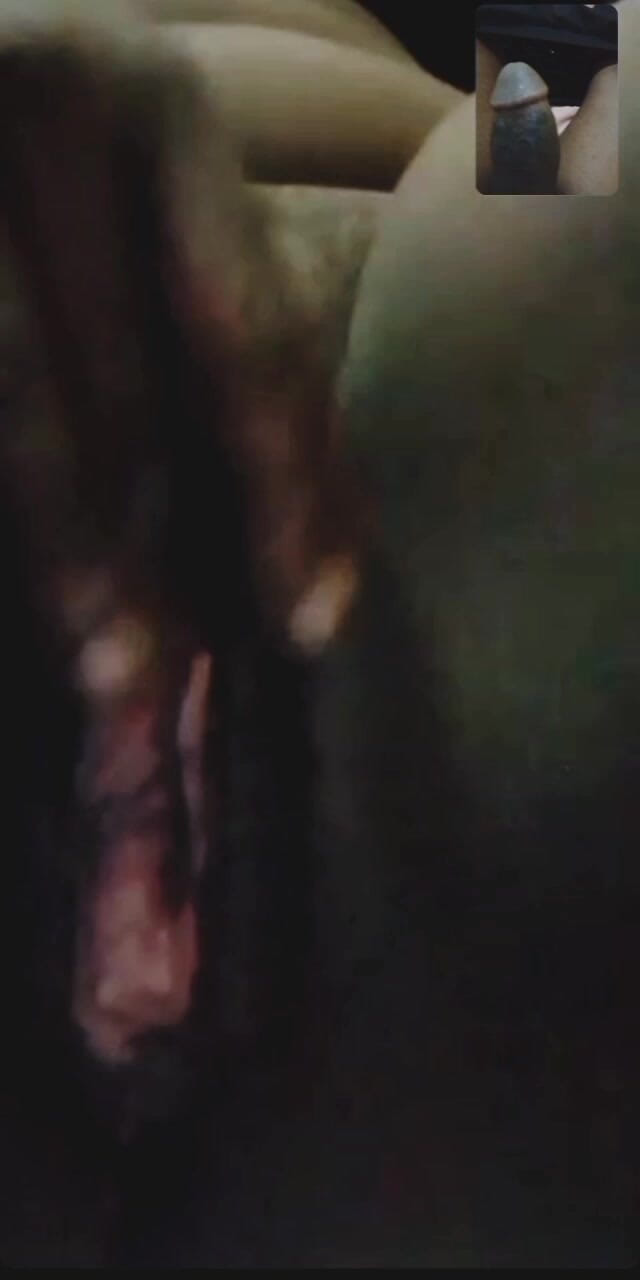 Me and my new slut: Tante girang kulit hitam lagi asik orgasme di panggilan video