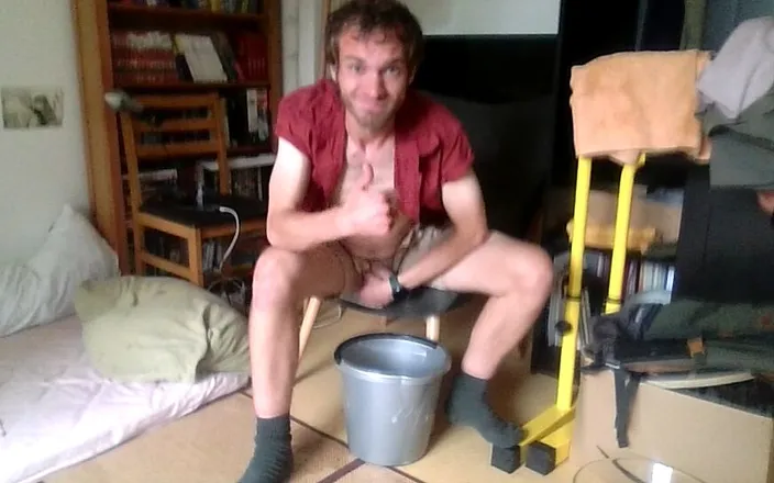 XlPmml: Bator Caveman Pissing Around and Enjoying His Cave-manliness