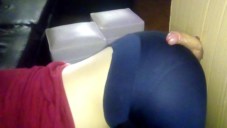 Sexoamateur: Frottement de gloryhole