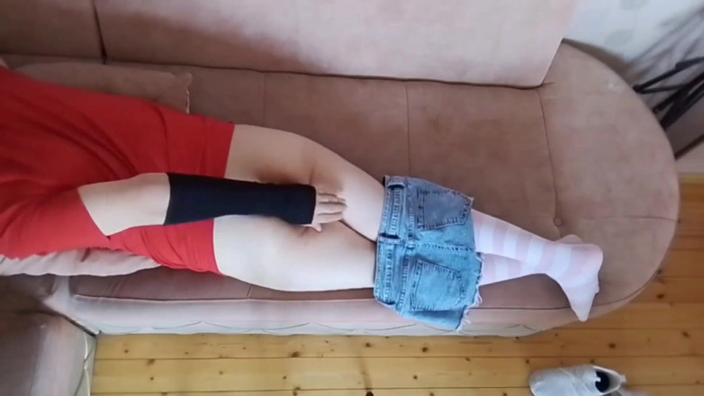 Kitty_Cross: This Femboy Bites (sladce)