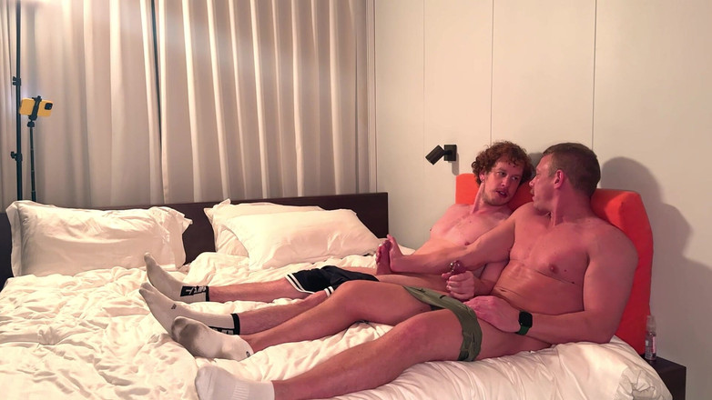 Christian Hunter: Два дроча bate братцы идут грубо и жестко - Christian Hunter и Boston Jock