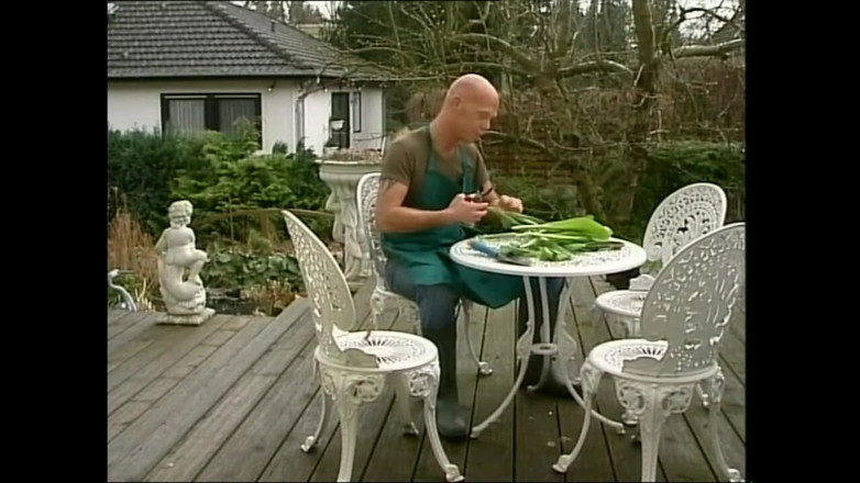 XTime Vod: Dreier-sex von jungen schlampen und geilen MILfs im Dienste riesiger...