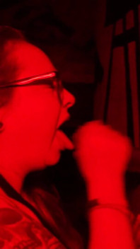 Savanna rozbija rekord Glory Hole w konkursie upuszczania szczęk
