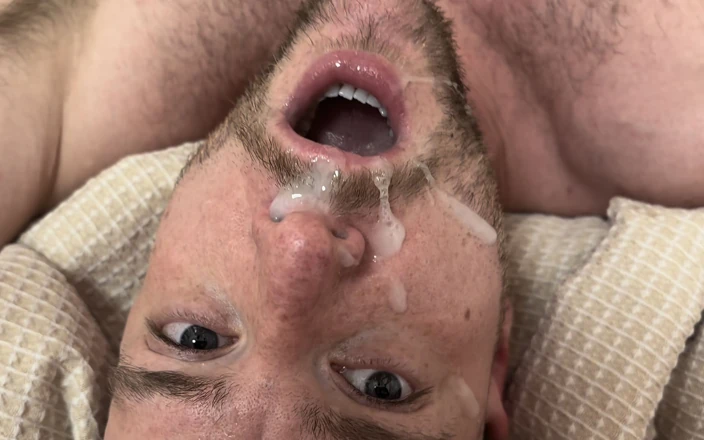 The Bearded Master: 两个主宰爸爸操他们的男孩