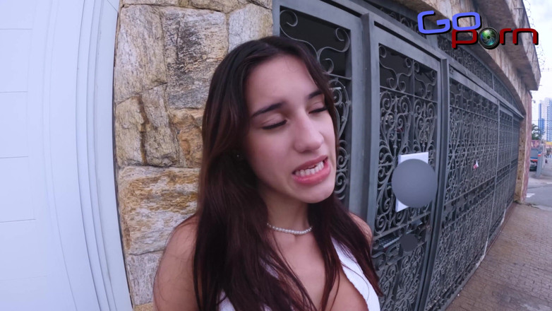Go Porn: Bu ateşli kızı sikişmesi için aradım ve daha sonra göndermek...
