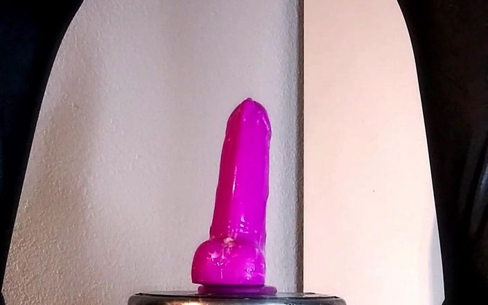 kandiKane: Deep thrust enorm tjock omslag dildo monterad av Kandi Kane