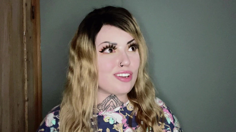 Miss Valentina: Secret Wedgie Cummer