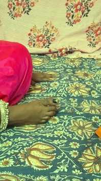 tamil vivaahit patni bhaartiy svamiji ko chodti hai