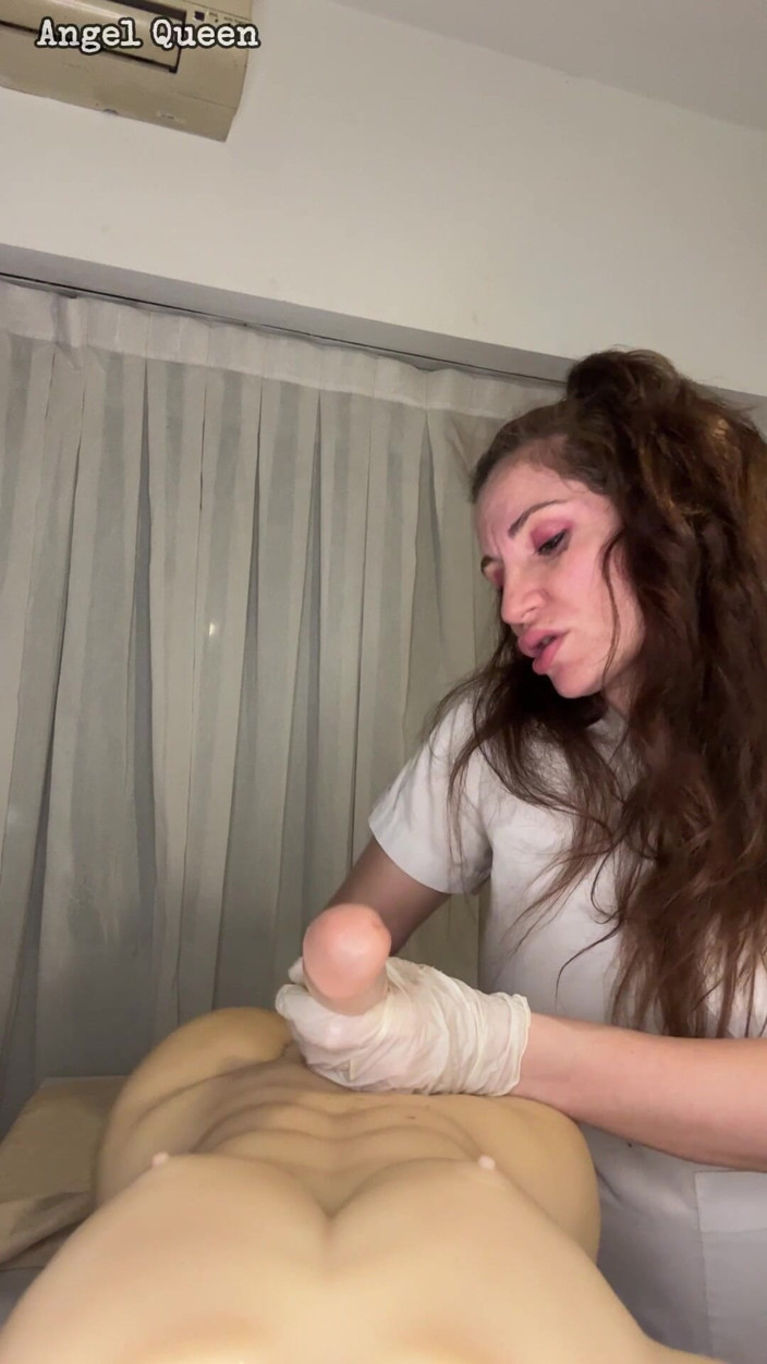 AngelQueen: Enfermera POV Examen De Prostata Y Handjob Con Guantes
