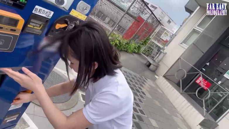 Far East pornography: Thổi kèn cuồng loạn với vẻ đẹp khít khao mịn màng...