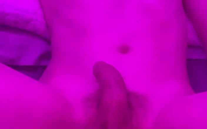 Brashen: Femboy, orgasme anal avec un vibromasseur