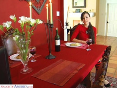 Naughty America: Sasha Grey mengongkek suaminya