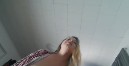 ScaninForFun: La troia sposata succhia e scopa