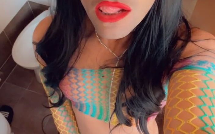 Sissy Slut Brianna: Open Your Mouth, Darling, You&amp;#039;re Going to Love My Milk