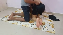 房东在没有离开reema bhabhi的情况下收取了房租