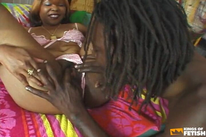 Inter-racial: Ebony Milf Squirts While Getting a Bbc in Her Pussy