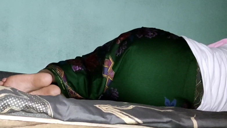 ChickenPuti: 新しいネパールポルノビデオDashain神田フルオーディオパート1