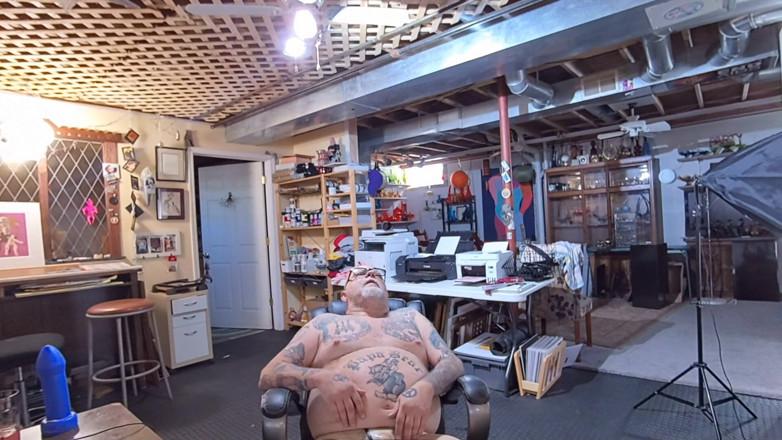 City hog: Fairy messing with the hog in basement
