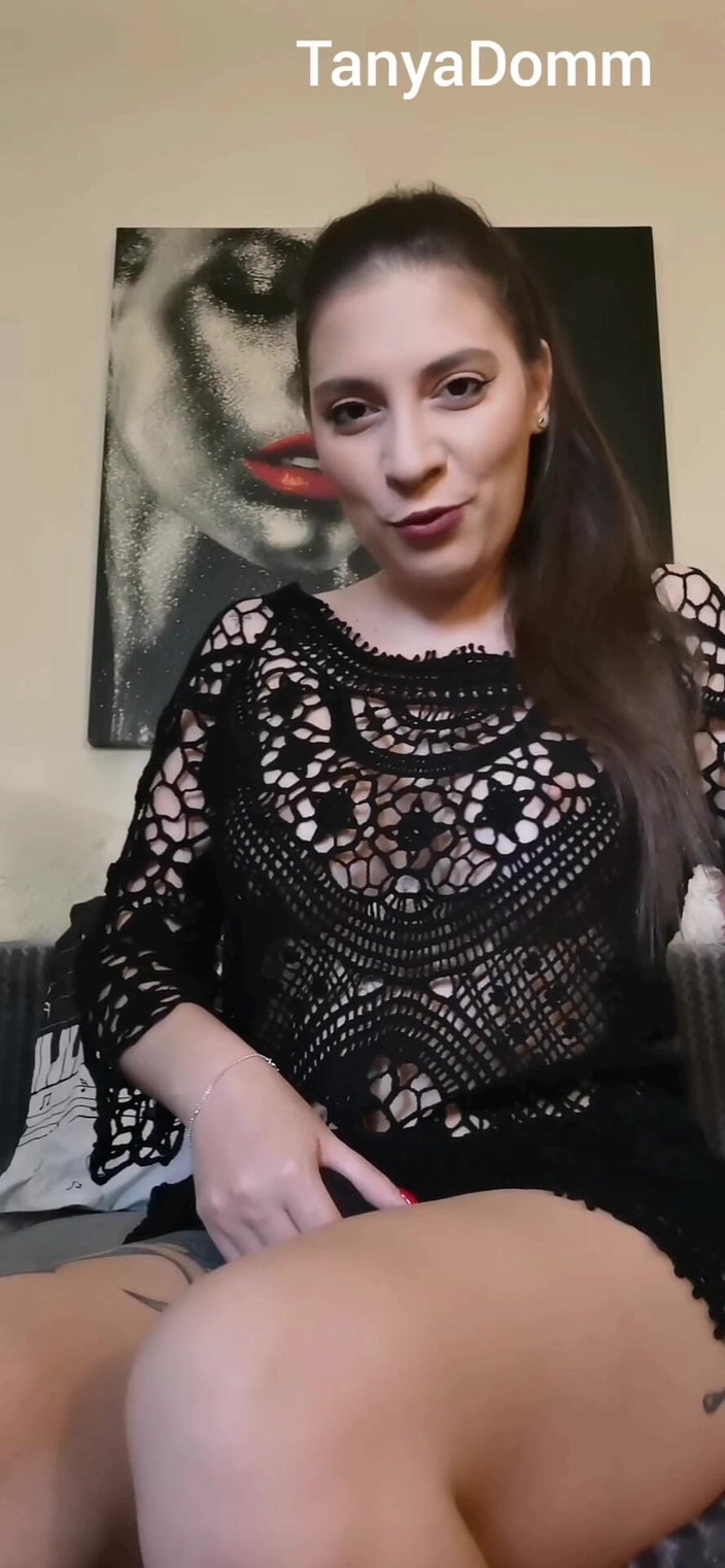 TanyaDomm: Nhục dương vật nhỏ có nghĩa là Sph X