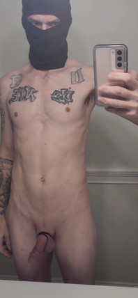 Lonely Single Male Looking for Woman Partners!