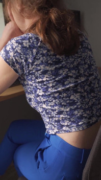 Colegă obraznică tachinare și refuz