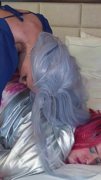 Zeer mooie travestiet neukt roodharige tgirl rauwe compilatie