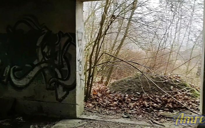 Amreis: Am nevoie de un loc pentru a ejacula! Partea 1