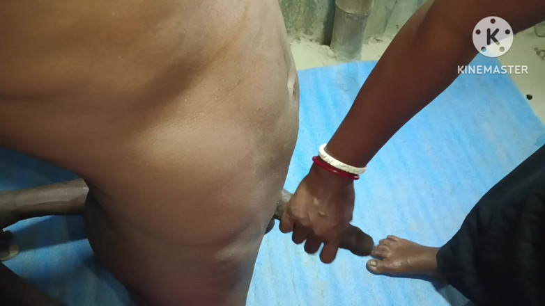 Nenika: Ho fatto venire la mia sorellastra più grande dopo averla...