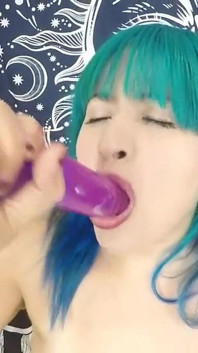 Emo tuổi teen bú cu ướt át