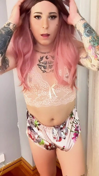 Büyük, Kalın Penisim Gerçekten Senin Içinde Olmalı