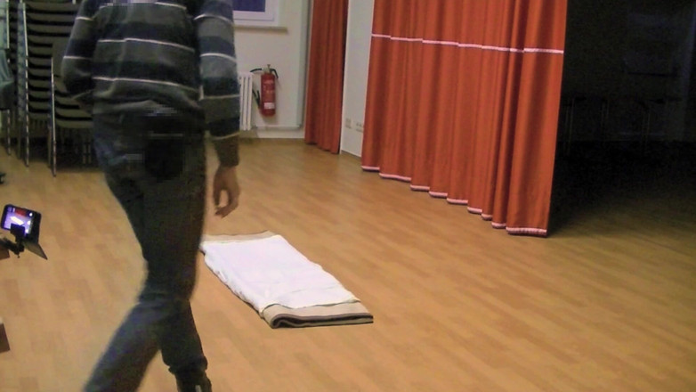 Mark Hannes: Мастурбація голим горбом у міській раді