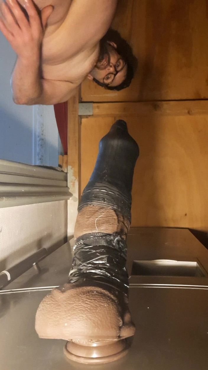 XX rap: Průměr dilda 10 cm v rozšířeném zadku