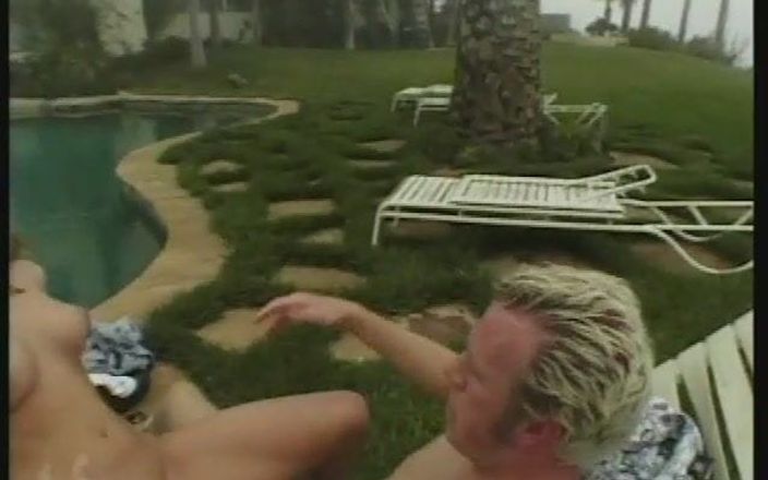 Outdoor pervs: Pawg tuổi teen được nhồi