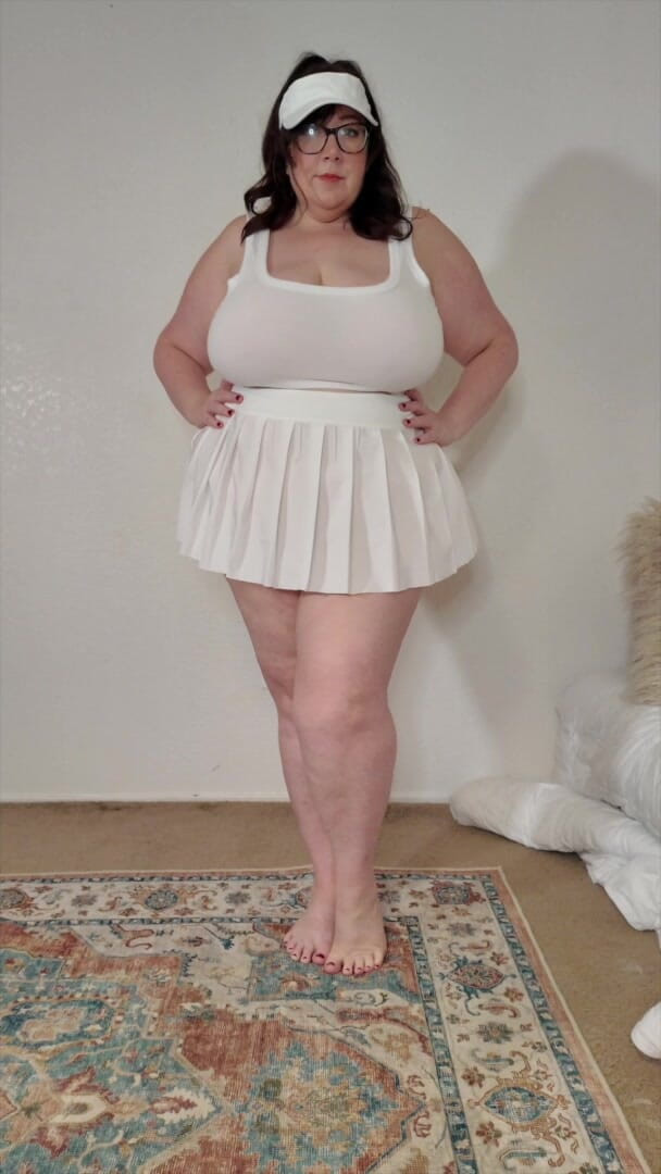 cutejayne: Busty BBW Tennis MILF