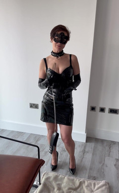 Queen-Lucy: Essere oggi una miLF dietro traccia, quindi pensi di poter...