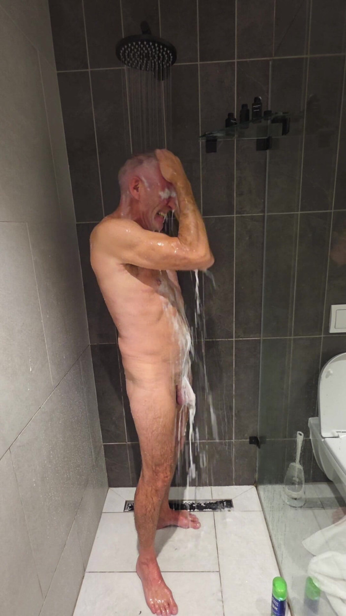 coachjclondon: Entrenador Jc de vuelta en la ducha
