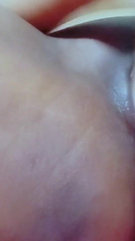 Geiles Desi Hijabi college-mädchen fickt ihre muschi mit Brinjal und Masturbation