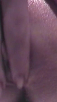 Amateur masturbation in the bathroom