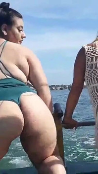 Exhibitionism on the Boat in Public with Paty Butt and Her Cousin Agatha Ludovino