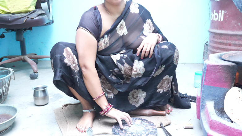 Neha bhabhi0832: Bhabhi Ne Kana Banate Uhe Gand Dikai Dewar Ko