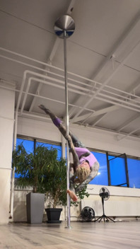 Do You Like My New Poledance Trick?follow Me for Mor Wild Content Now.