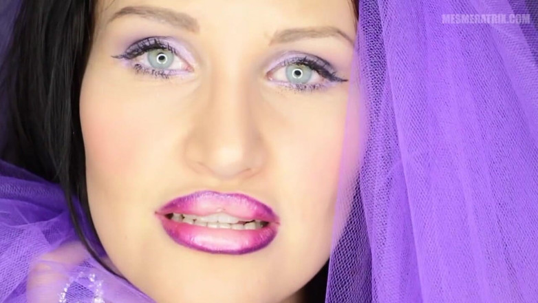 Lady Mesmeratrix Official: Nu-ți deschide ochii