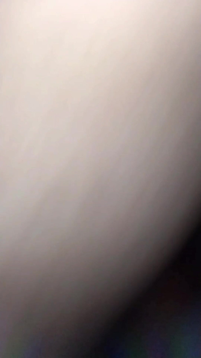 LilTaste: T4t-koppel! Kijk naar de camera en vertel ze hoeveel je...