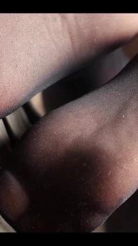 Feet, Pantyhose and Tickling