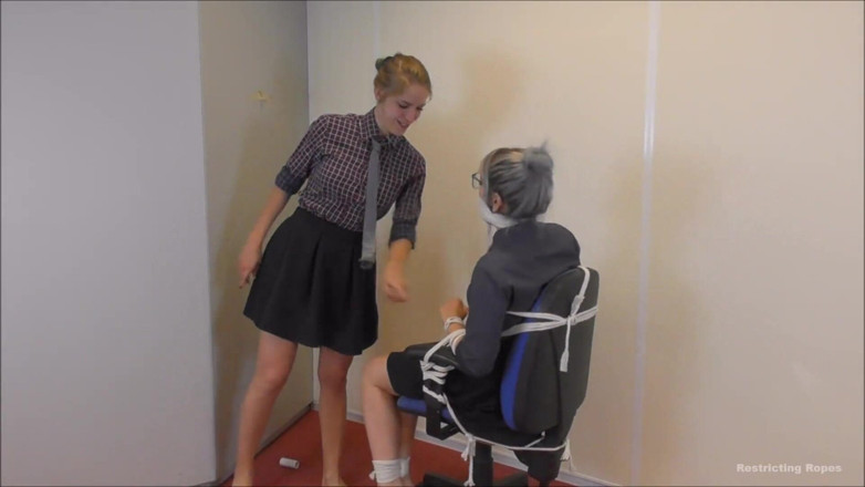 Restricting Ropes: Luna Grey & Violet Haze - корпоративні суки розплата hd
