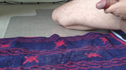 Curved One: Énorme éjaculation mains libres